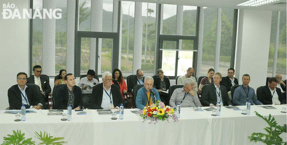Swiss business delegation learns about investment environment in Da Nang.