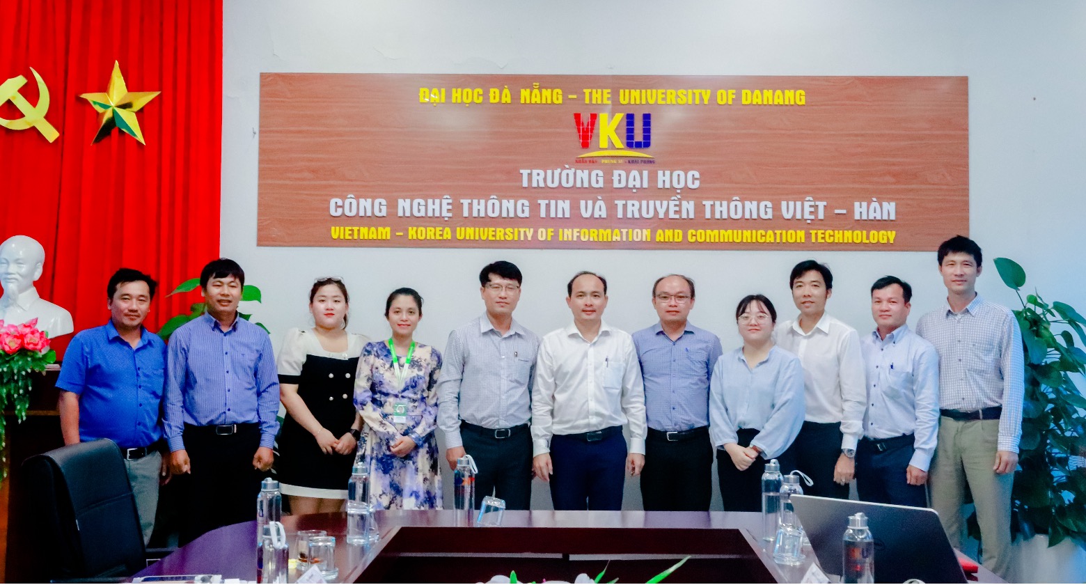 VKU and Trung Nam EMS: Cooperation in training and recruiting high-quality technology human resources